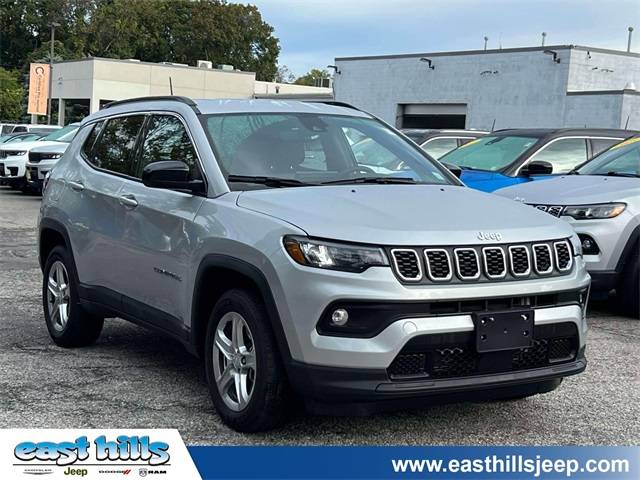 2024 Jeep Compass Latitude — SUV — 12,223 mi — Greenvale, NY
