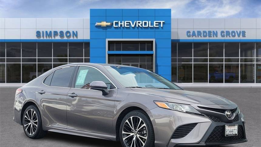2018 Toyota Camry SE — Sedan — 82,337 mi — Garden Grove, CA