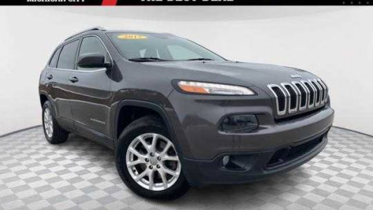 2017 Jeep Cherokee Latitude — SUV — 103,940 mi — Michigan City, IN
