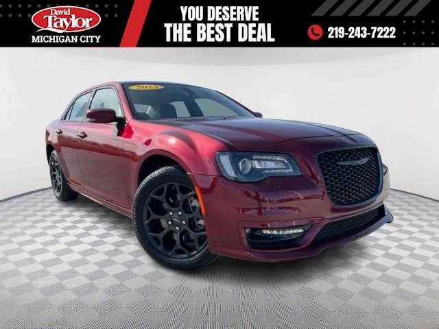 2023 Chrysler 300 Touring L — Sedan — 12,918 mi — Michigan City, IN