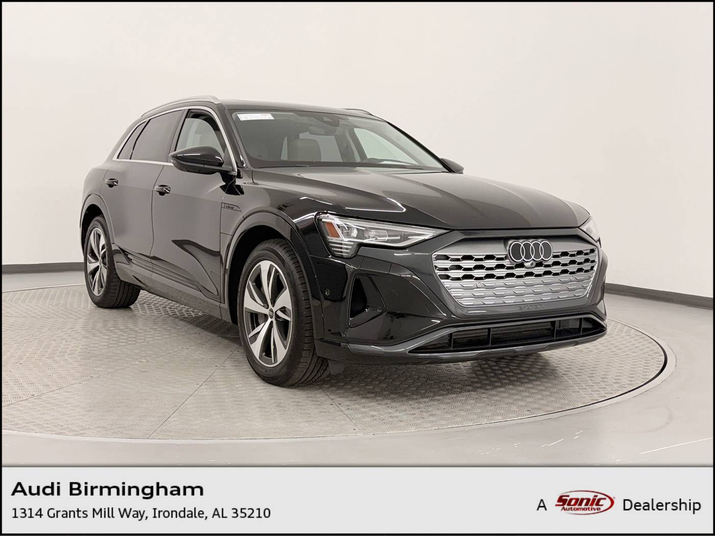 2024 Audi Q8 e-tron Premium Plus — SUV — 9,977 mi — Irondale, AL