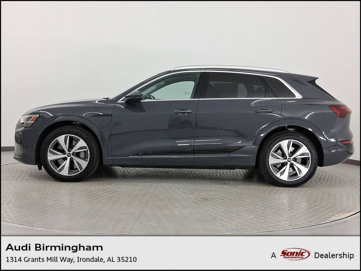 2024 Audi Q8 e-tron Premium Plus — SUV — 5,000 mi — Irondale, AL