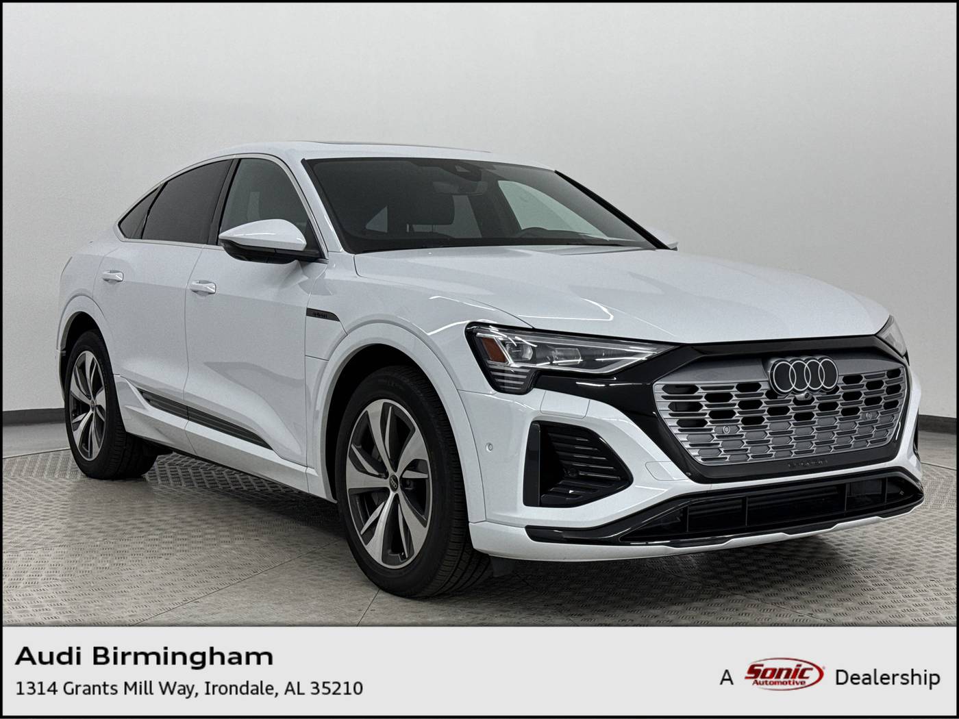 2024 Audi Q8 e-tron S line Premium Plus — SUV — 8,748 mi — Irondale, AL