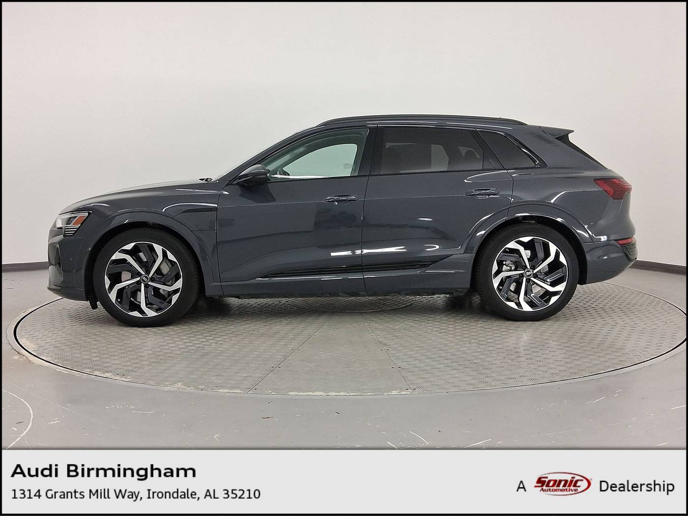 2024 Audi Q8 e-tron Premium Plus — SUV — 9,546 mi — Irondale, AL