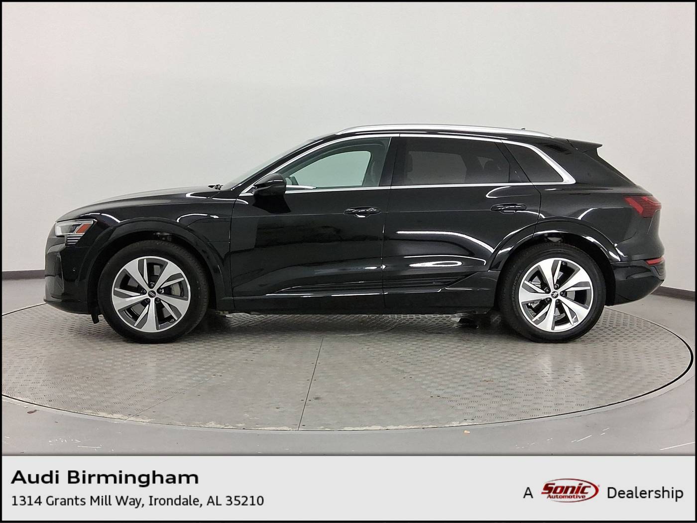 2024 Audi Q8 e-tron Premium Plus — SUV — 6,243 mi — Irondale, AL