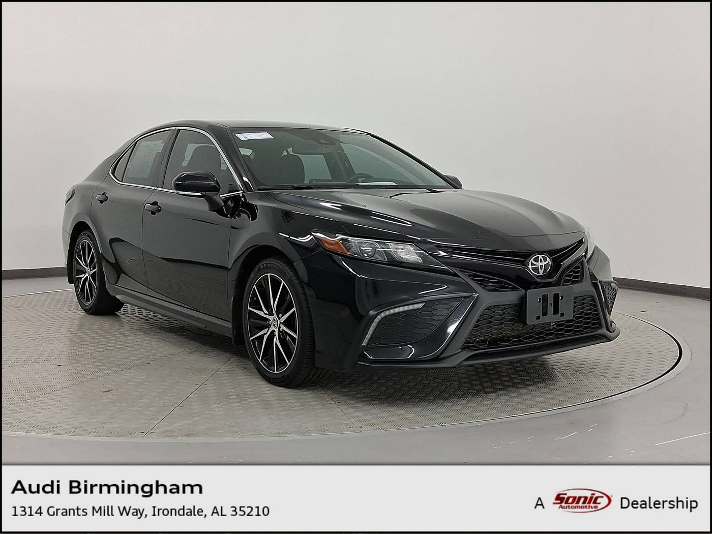 2022 Toyota Camry SE — Sedan — 69,350 mi — Irondale, AL