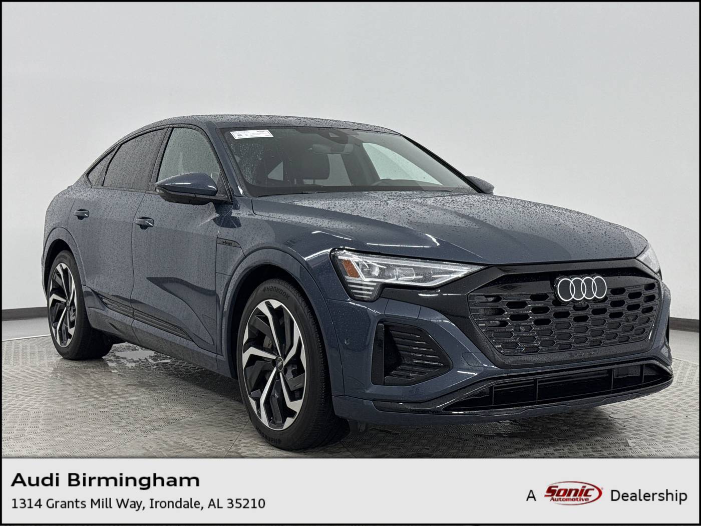 2024 Audi Q8 e-tron S line Premium Plus — SUV — 8,692 mi — Irondale, AL