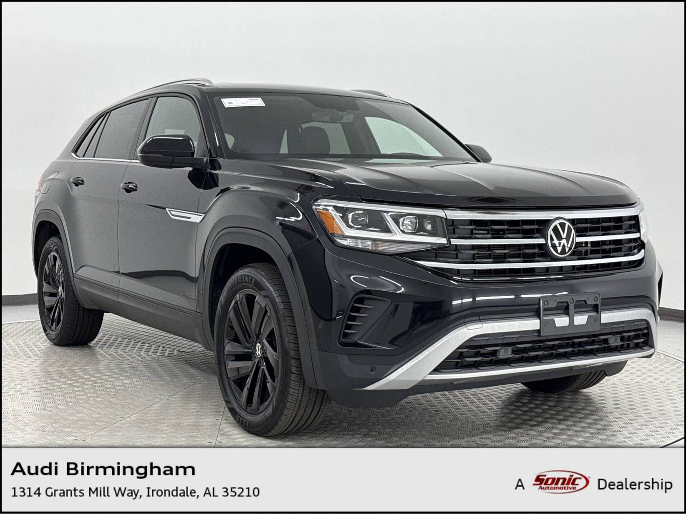 2023 Volkswagen Atlas Cross Sport SE with Technology — SUV — 13,824 mi — Irondale, AL