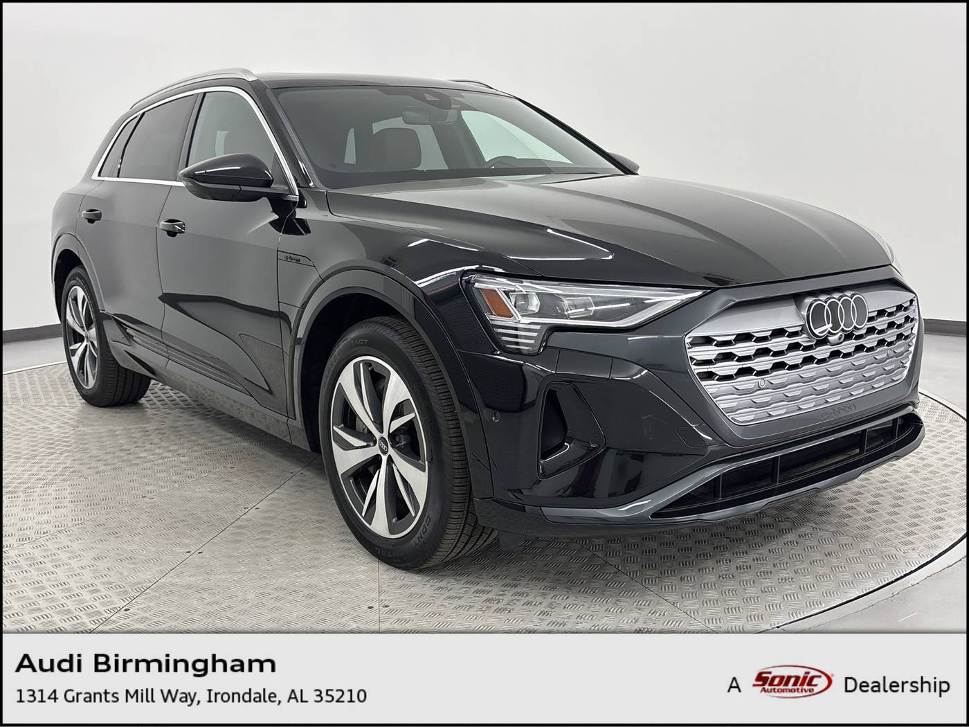 2024 Audi Q8 e-tron Premium Plus — SUV — 3,664 mi — Irondale, AL