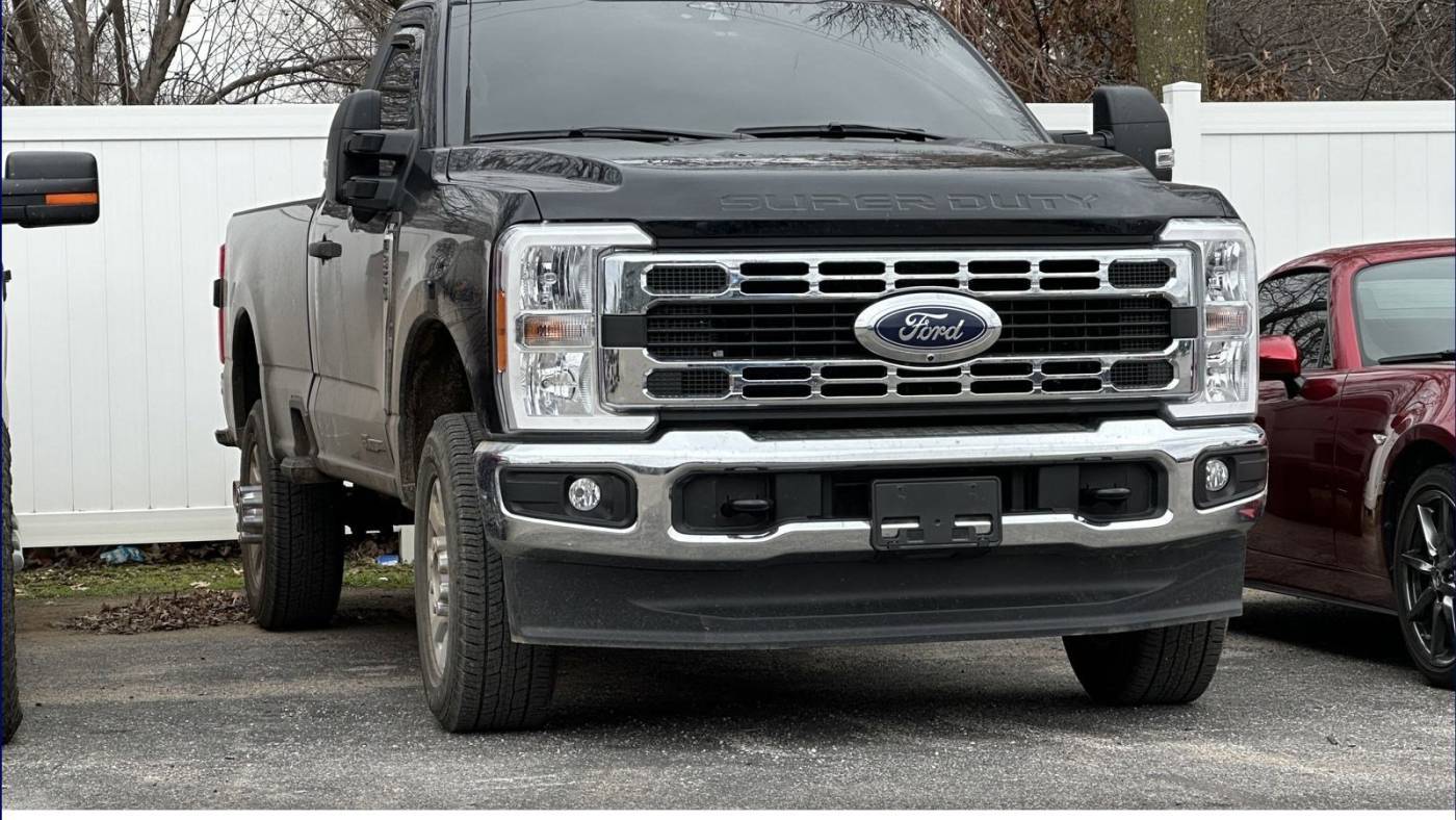 2023 Ford Super Duty F-350 XLT — Pickup Truck — 7,165 mi — Siloam Springs, AR