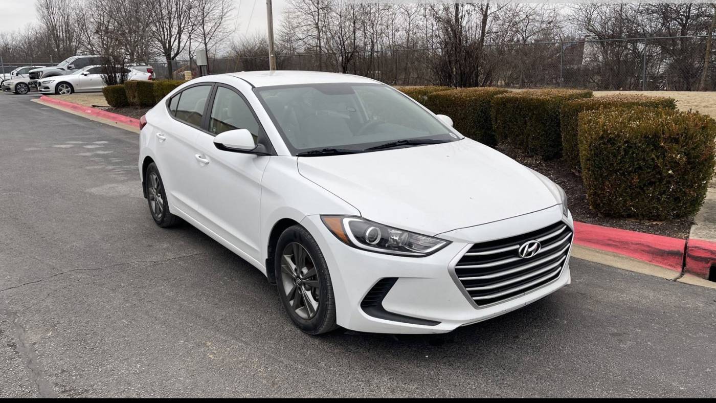 2018 Hyundai Elantra SEL — Sedan — 46,216 mi — Bentonville, AR