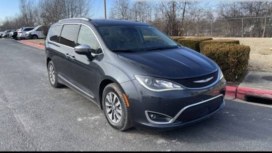 2020 Chrysler Pacifica Hybrid Limited — Minivan — 75,953 mi — Bentonville, AR