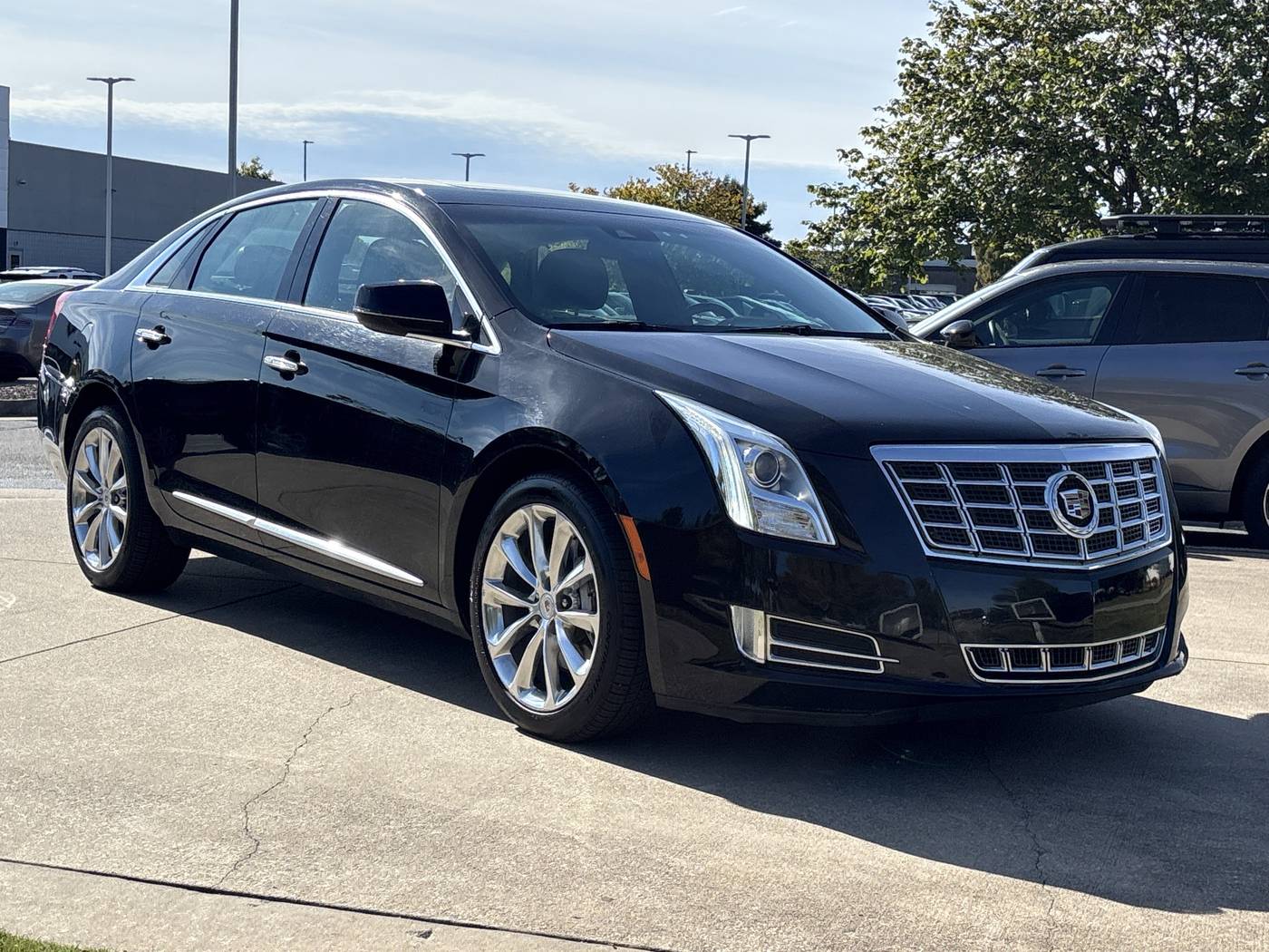 2013 Cadillac XTS Premium — Sedan — 98,580 mi — Bentonville, AR