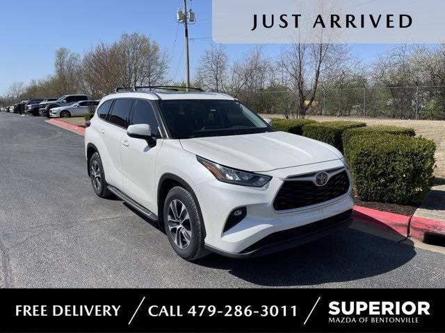 2020 Toyota Highlander XLE — SUV — 82,889 mi — Bentonville, AR