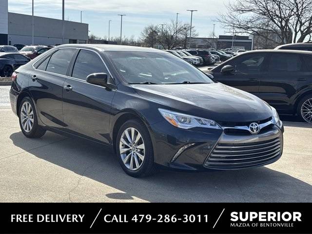 2015 Toyota Camry XLE V6 — Sedan — 75,724 mi — Bentonville, AR