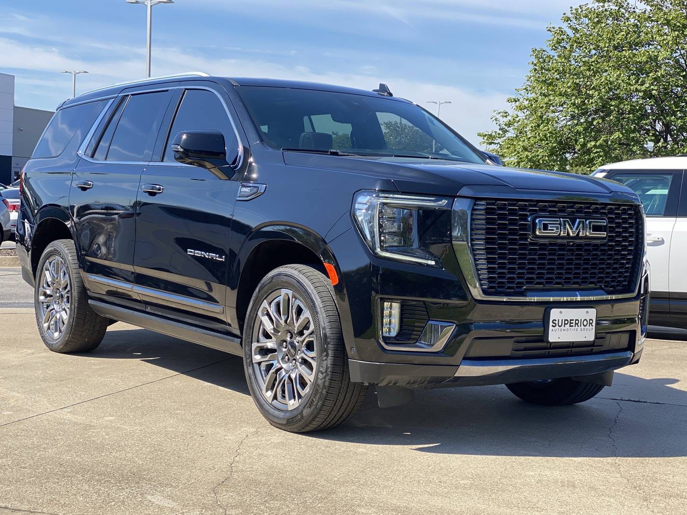 2023 GMC Yukon Denali Ultimate — SUV — 83,967 mi — Bentonville, AR