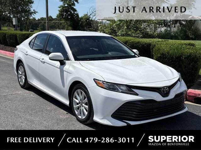 2018 Toyota Camry L — Sedan — 111,672 mi — Bentonville, AR