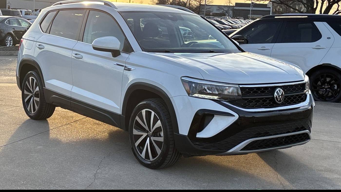 2022 Volkswagen Taos SE — SUV — 33,605 mi — Bentonville, AR