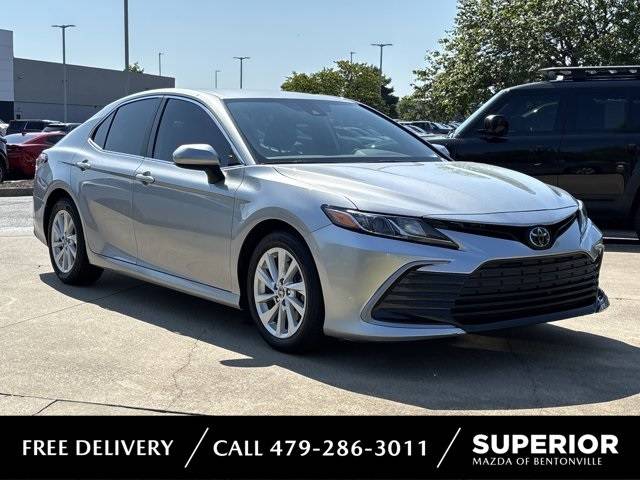 2021 Toyota Camry LE — Sedan — 47,725 mi — Bentonville, AR