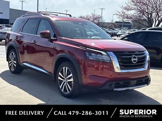 2024 Nissan Pathfinder Platinum — SUV — 12,970 mi — Bentonville, AR