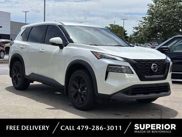 2021 Nissan Rogue SV — SUV — 15,918 mi — Bentonville, AR