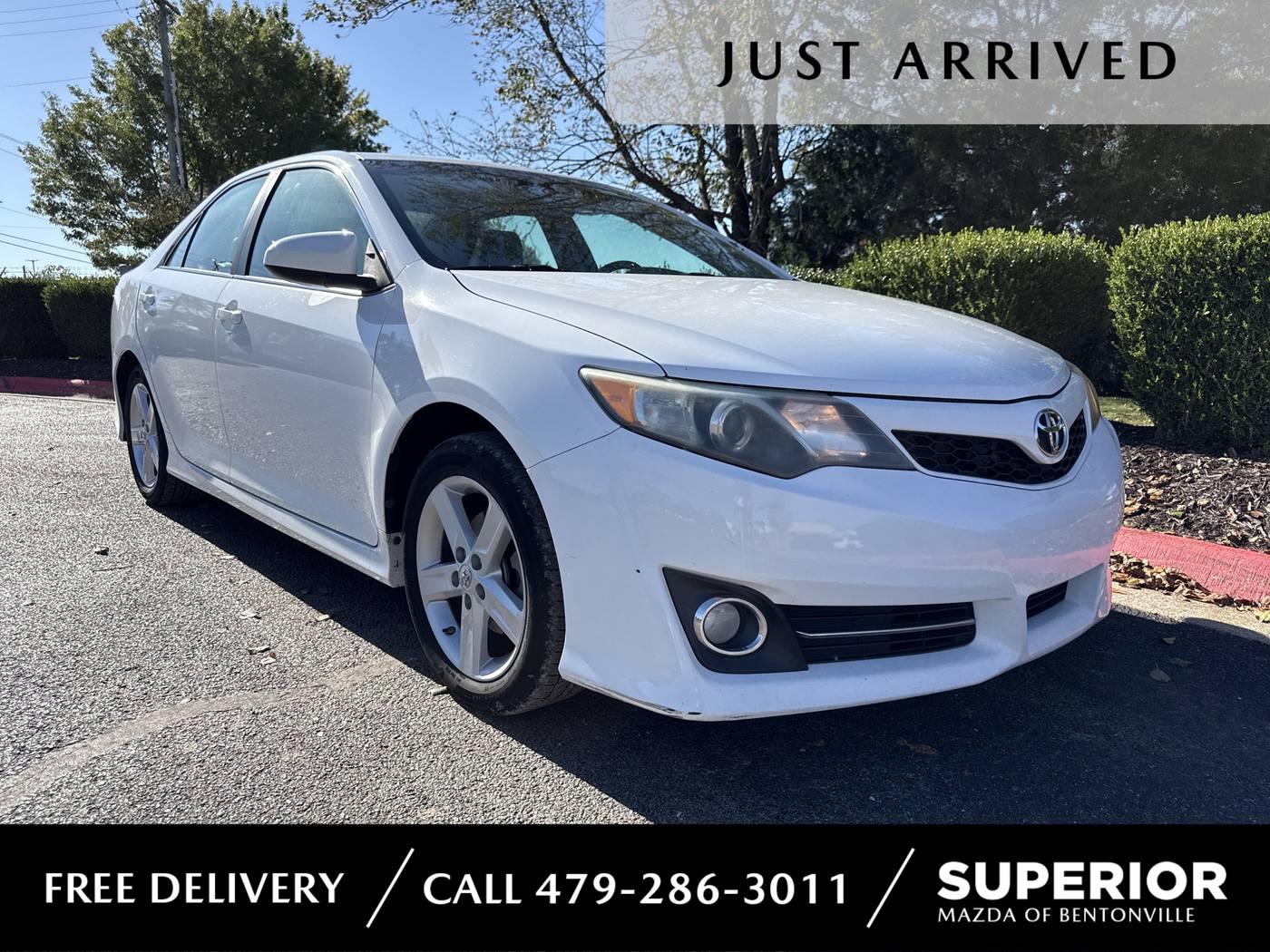 2013 Toyota Camry SE — Sedan — 82,375 mi — Bentonville, AR