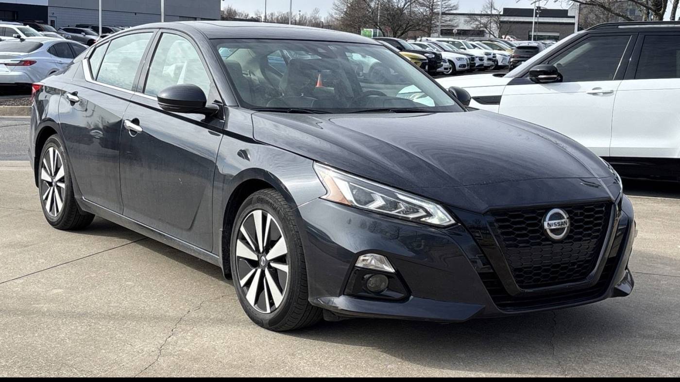 2022 Nissan Altima SL — Sedan — 26,615 mi — Bentonville, AR