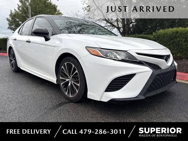 2018 Toyota Camry L — Sedan — 87,190 mi — Bentonville, AR