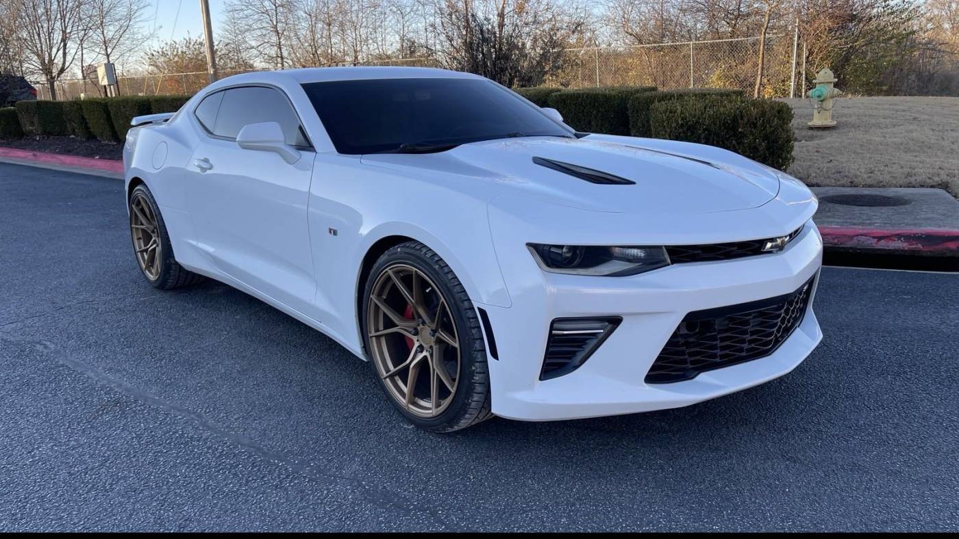 2016 Chevrolet Camaro 2SS — Coupe — 140,830 mi — Bentonville, AR