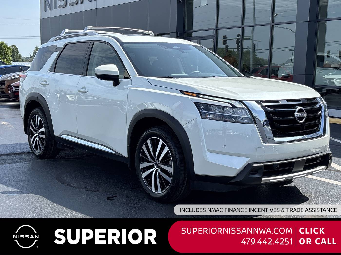 2024 Nissan Pathfinder Platinum — SUV — 14,240 mi — Fayetteville, AR
