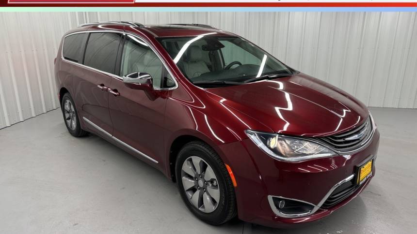 2018 Chrysler Pacifica Hybrid Limited — Minivan — 49,100 mi — Houston, TX