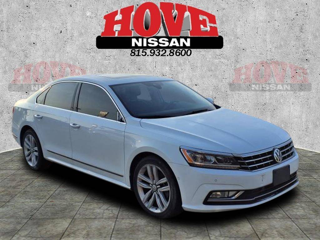 2017 Volkswagen Passat 1.8T SEL Premium — Sedan — 109,250 mi — Bourbonnais, IL