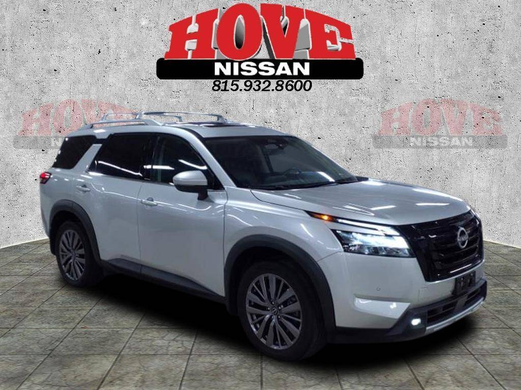 2023 Nissan Pathfinder SL — SUV — 38,170 mi — Bourbonnais, IL