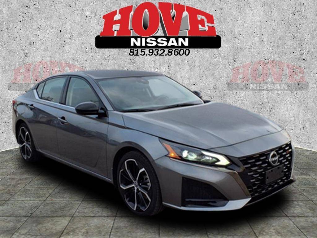 2023 Nissan Altima SR — Sedan — 20,988 mi — Bourbonnais, IL