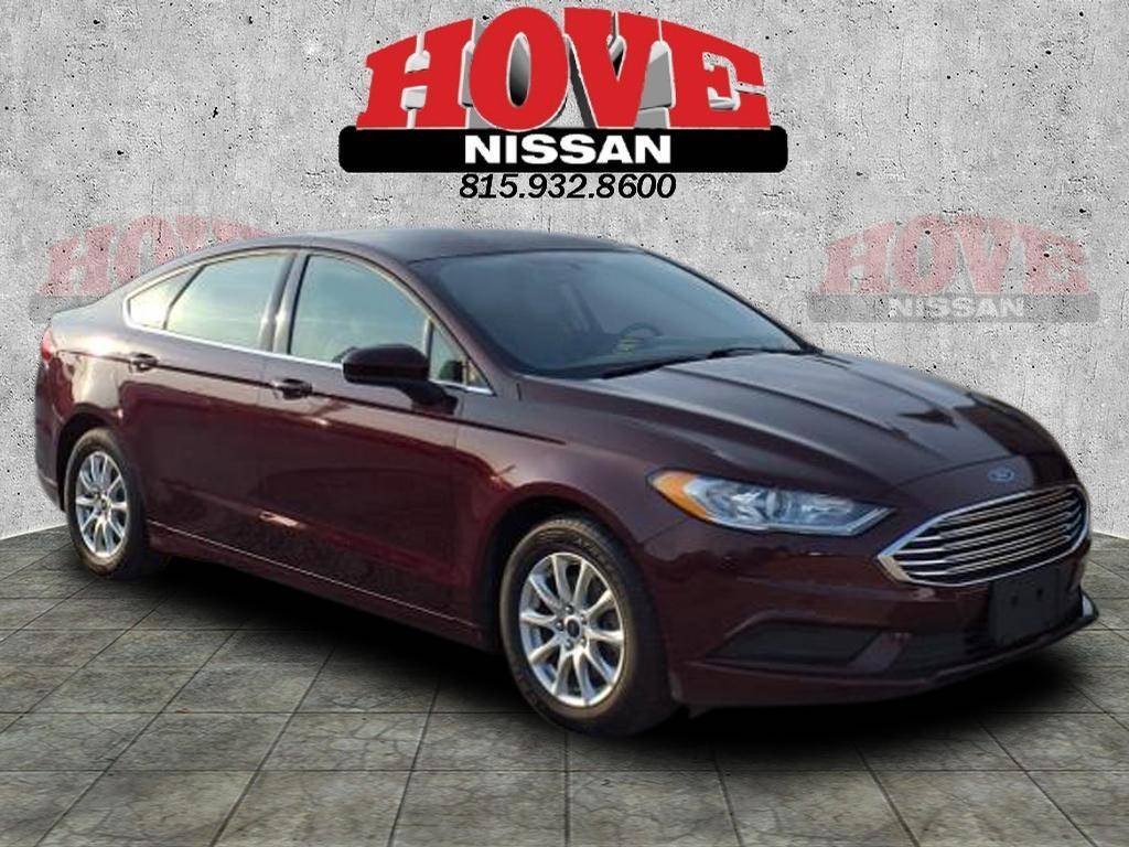 2017 Ford Fusion S — Sedan — 46,750 mi — Bourbonnais, IL