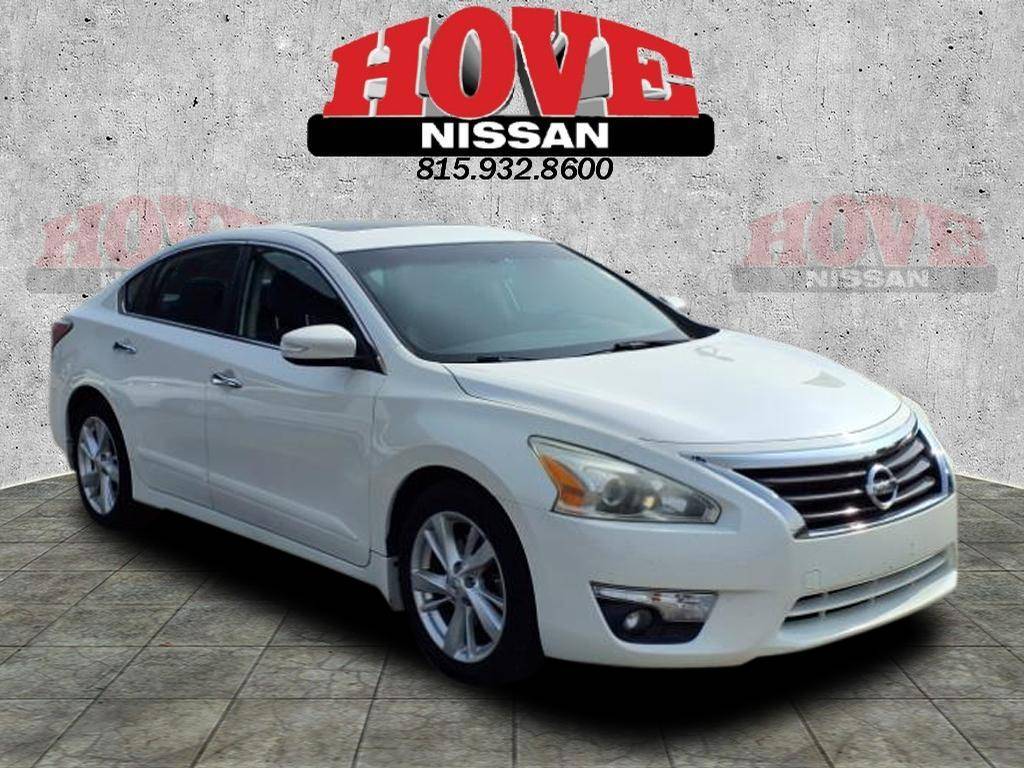 2015 Nissan Altima 2.5 SV — Sedan — 127,245 mi — Bourbonnais, IL