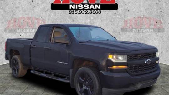 2017 Chevrolet Silverado 1500 Custom — Pickup Truck — 75,660 mi — Bourbonnais, IL