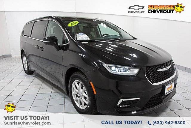 2023 Chrysler Pacifica Touring L — Minivan — 66,493 mi — Glendale Heights, IL