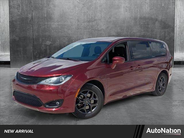 2020 Chrysler Pacifica Touring — Minivan — 88,000 mi — Pembroke Pines, FL