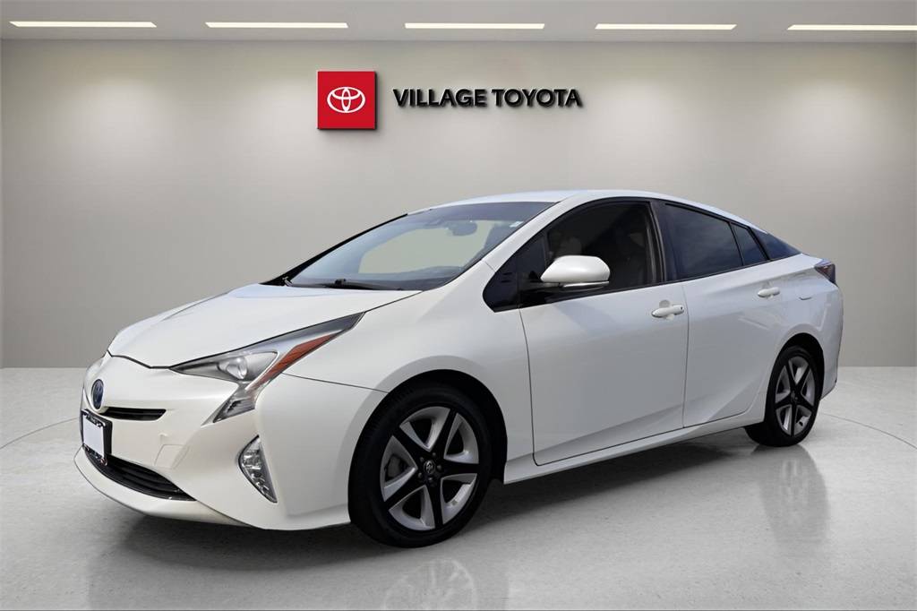 2016 Toyota Prius Three Touring — Hatchback — 132,968 mi — Homosassa, FL