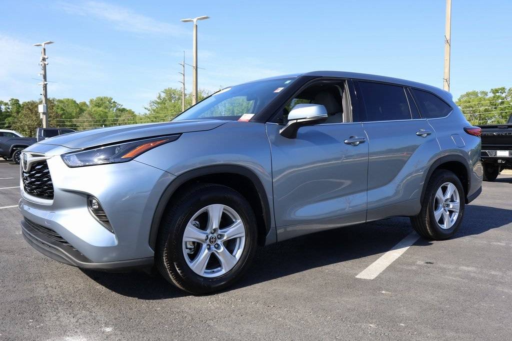 2022 Toyota Highlander LE — SUV — 5,237 mi — Homosassa, FL