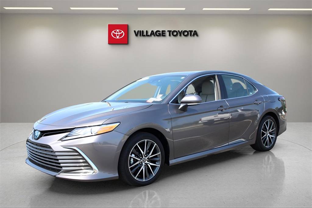 2023 Toyota Camry Hybrid XLE — Sedan — 23,540 mi — Homosassa, FL