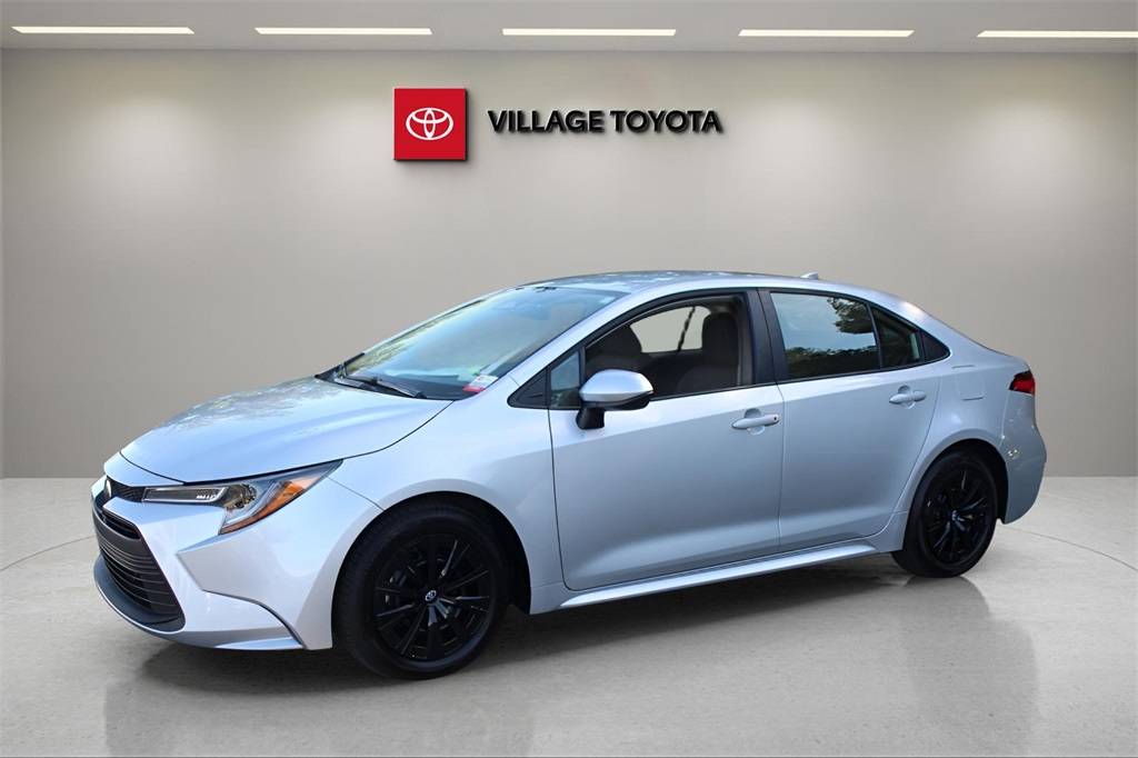 2025 Toyota Corolla LE — Sedan — 5,695 mi — Homosassa, FL