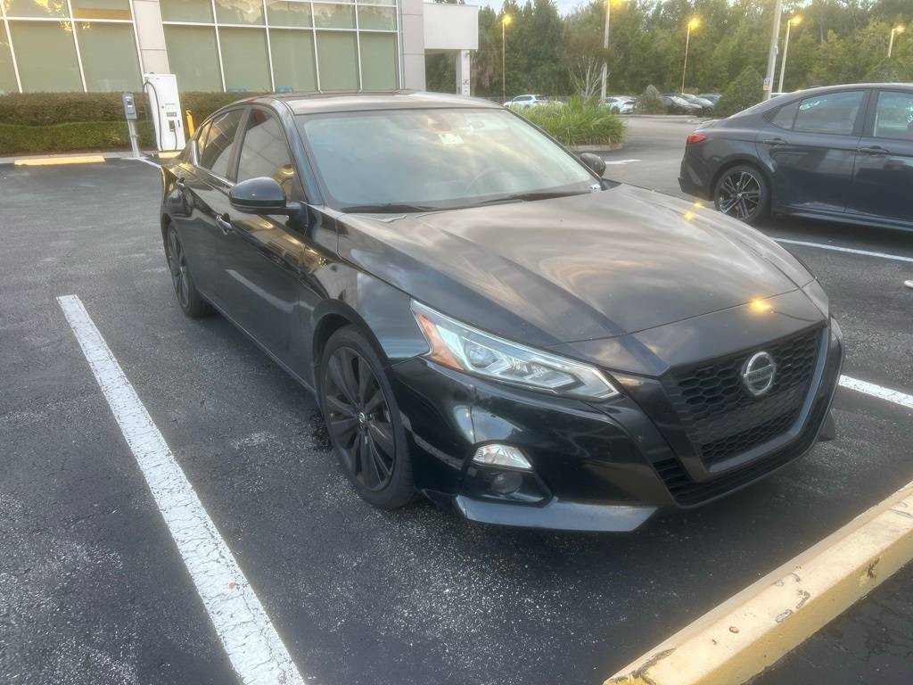 2022 Nissan Altima SR — Sedan — 102,135 mi — Homosassa, FL