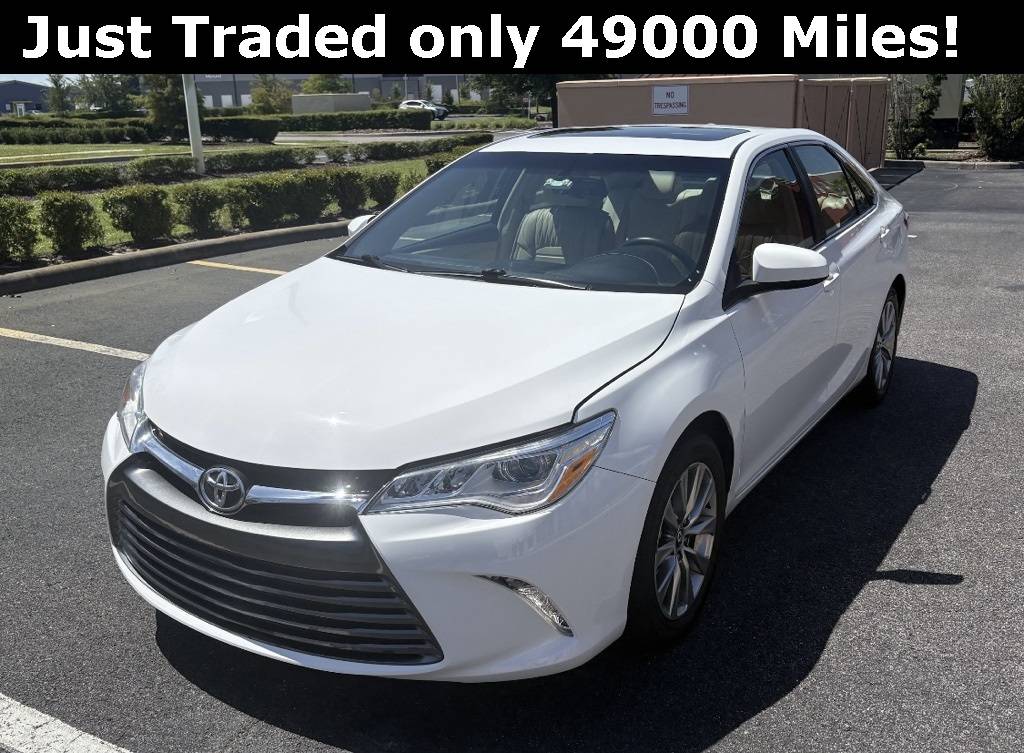2016 Toyota Camry XLE V6 — Sedan — 49,899 mi — Homosassa, FL
