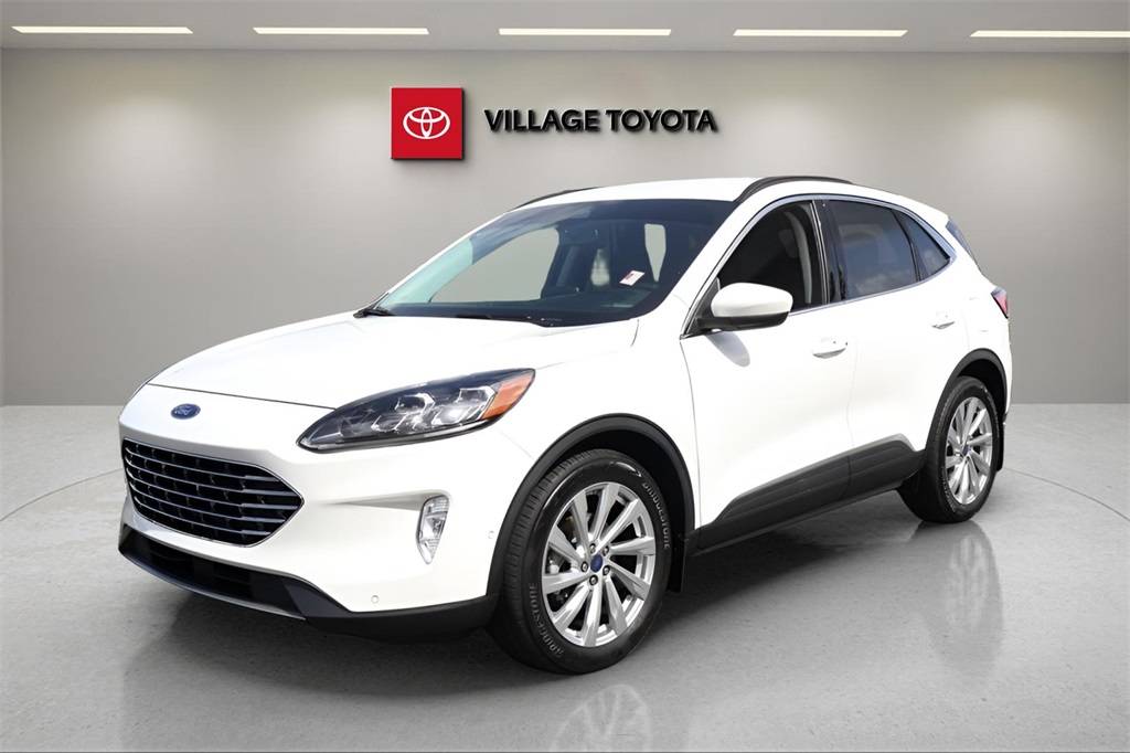 2022 Ford Escape Titanium Hybrid — SUV — 29,152 mi — Homosassa, FL