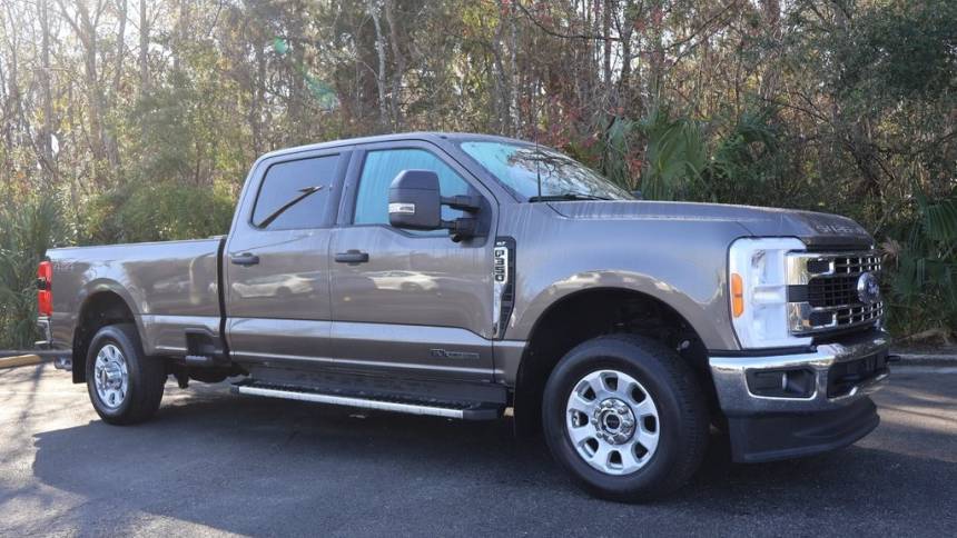 2023 Ford Super Duty F-350 XLT — Pickup Truck — 26,377 mi — Homosassa, FL