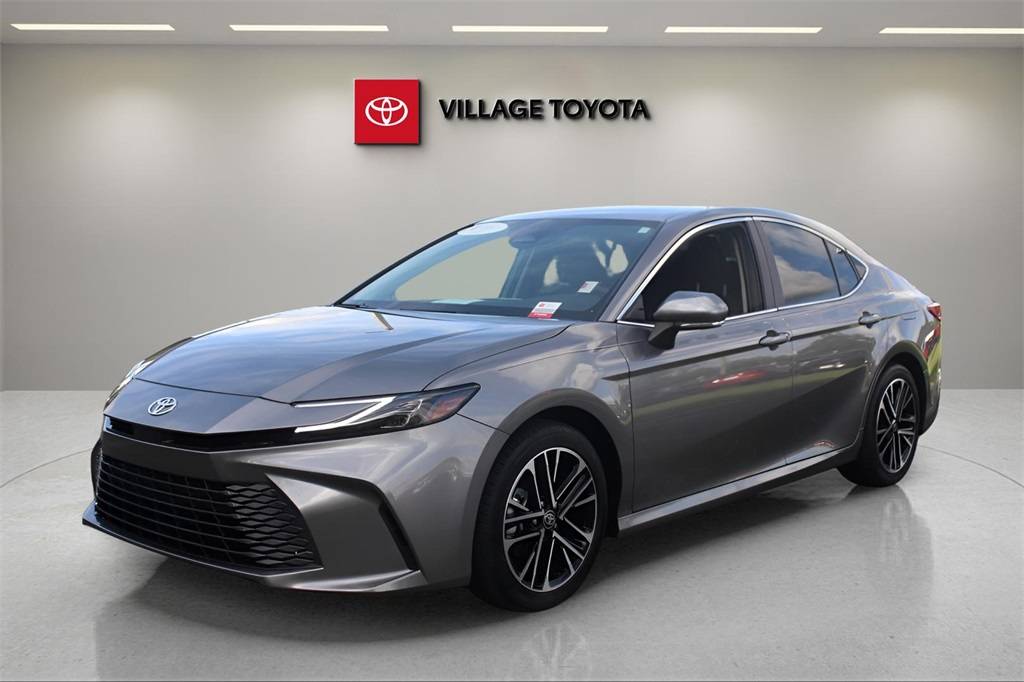 2025 Toyota Camry Hybrid XLE — Sedan — 16,665 mi — Homosassa, FL