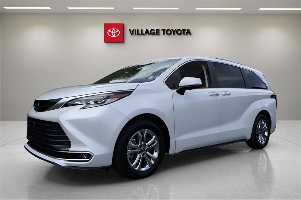 2023 Toyota Sienna Platinum — Minivan — 20,590 mi — Homosassa, FL