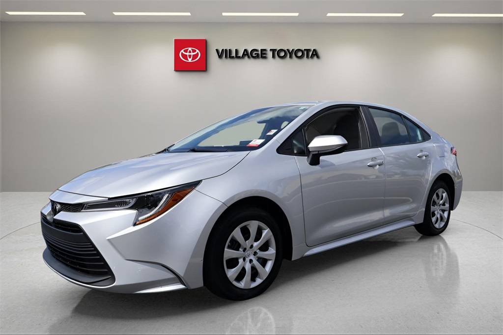 2025 Toyota Corolla LE — Sedan — 3,739 mi — Homosassa, FL